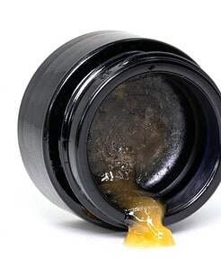 Alternative view of Extrakt Strawberry Field Sugar Wax, 62% CBD, 1g