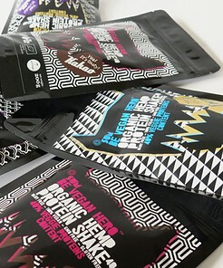 Konopný protein shake Be Vegan Hero Kokos 9 Konopný protein shake Be Vegan Hero Kokos – foto 4